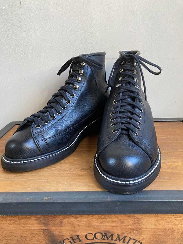 OILED LEATHER MONKEY BOOTS / BLACK