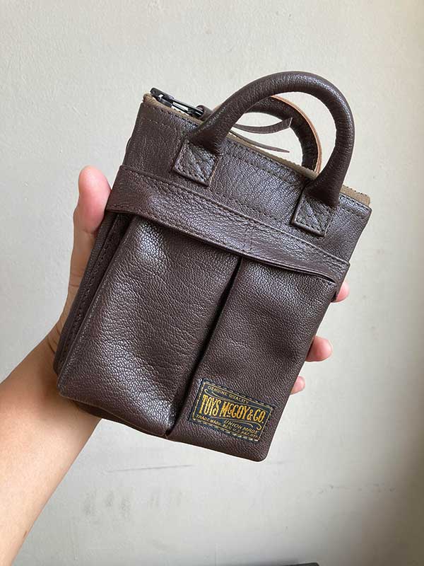 TOYS McCOY（トイズマッコイ）】LEATHER HELMET BAG MINI / BROWN(050